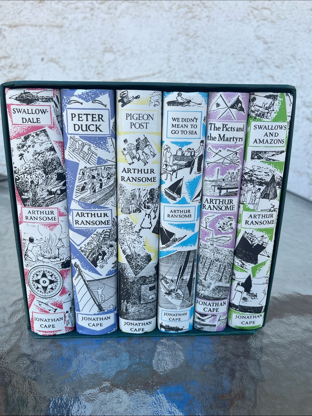 Arthur Ransome Classic Boxed Set - The Swallows & Amazons Adventures Hardcover